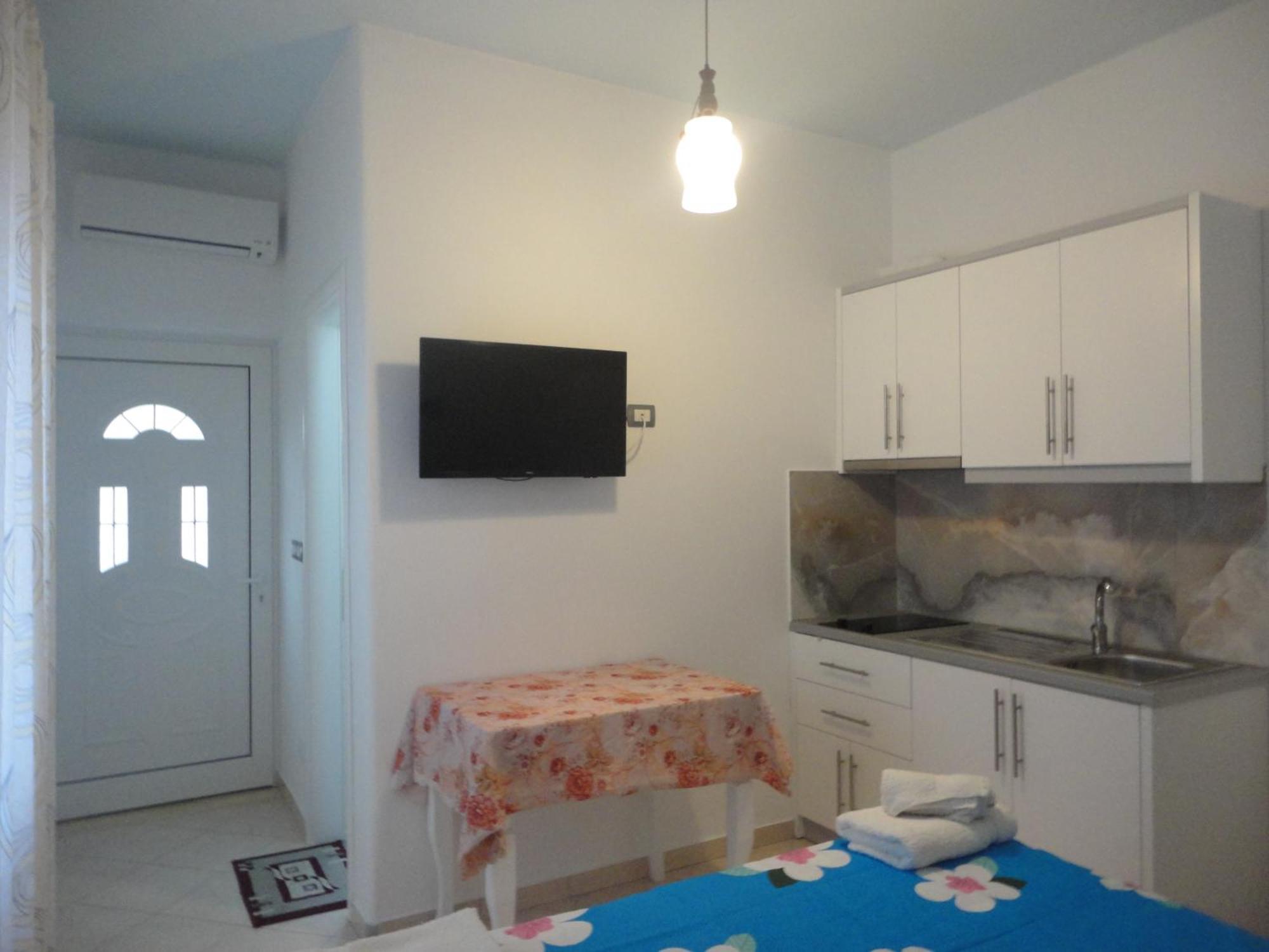 Oruci Apartments クサミル エクステリア 写真