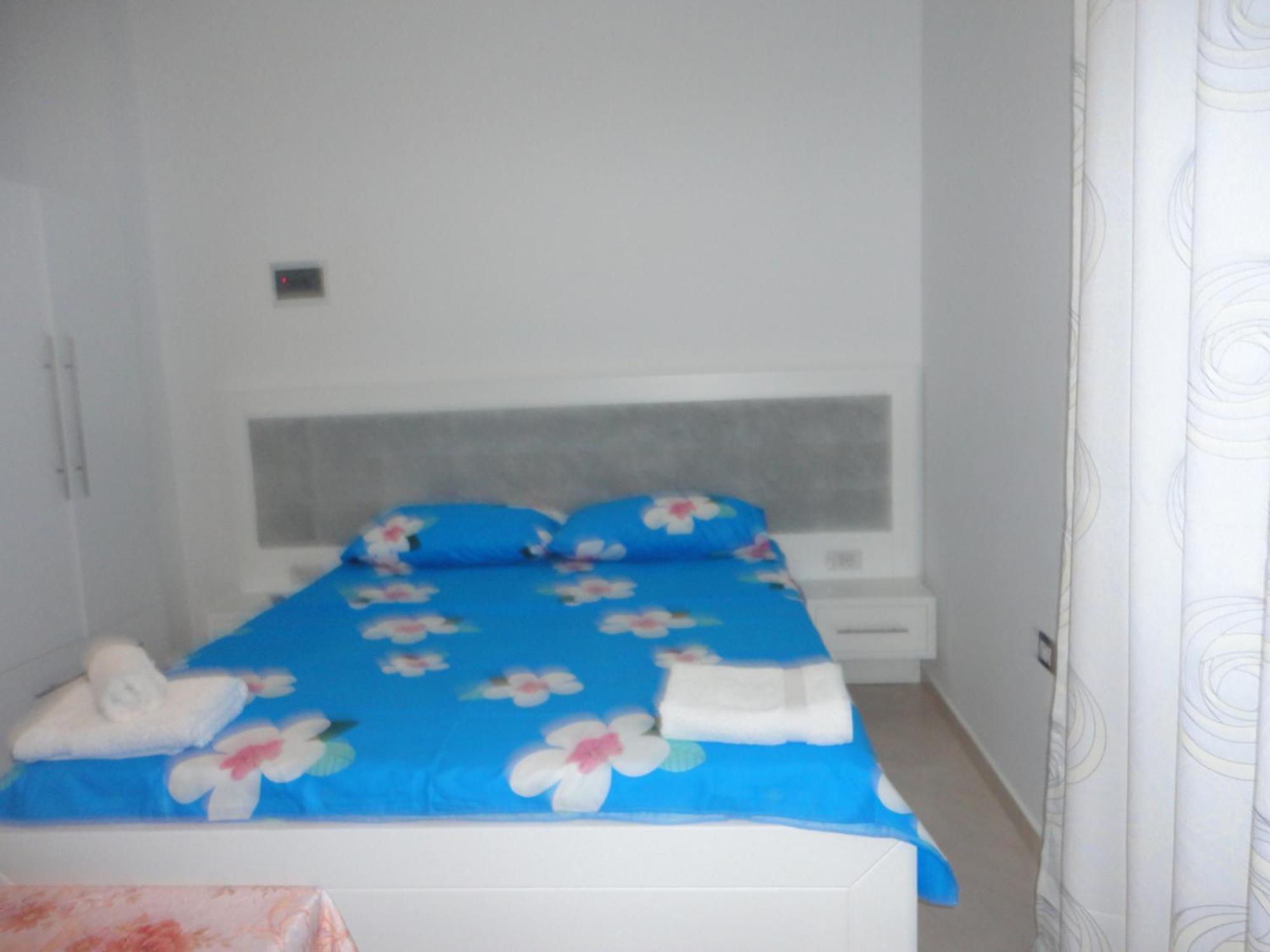 Oruci Apartments クサミル エクステリア 写真